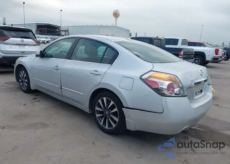 2011 Nissan Altima 2.5 S z USA, uszkodzony, nr VIN 1N4AL2AP3BN415134